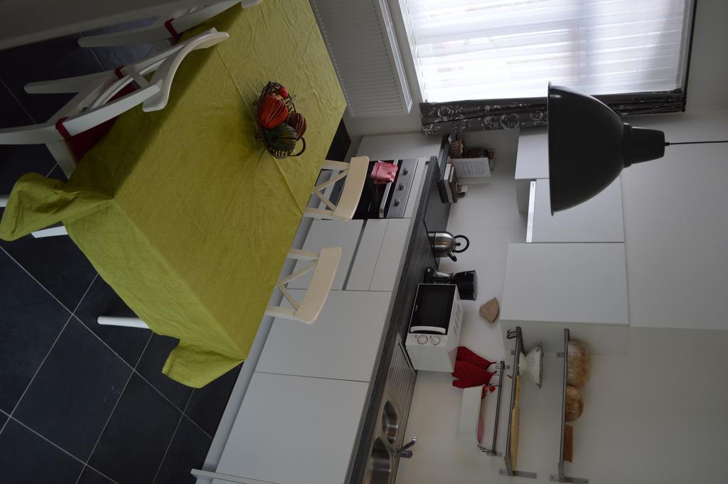 Holiday Home Ipericus Ieper Ruang foto